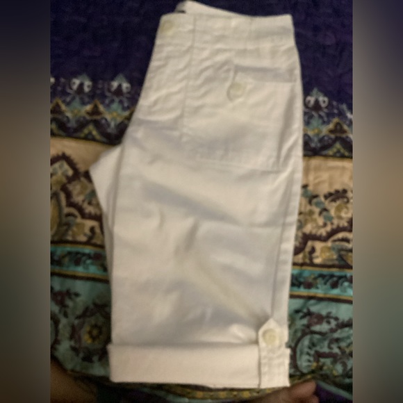 NWOT,Charter Club Capri’s. They can be rolled up into Bermuda Shorts, size 2p - Picture 5 of 8